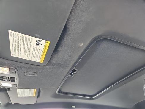 Used 2016 Ford Fiesta ST FWD image 21