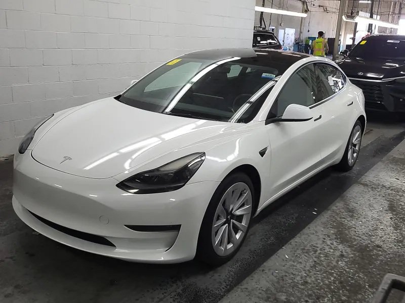 Used 2022 Tesla Model 3 Long Range AWD/4WD image 1