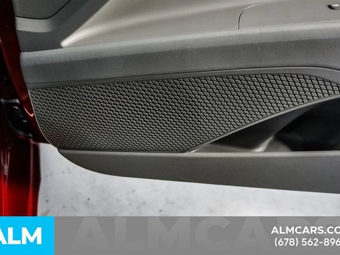 Used 2025 Hyundai Elantra SE image 43