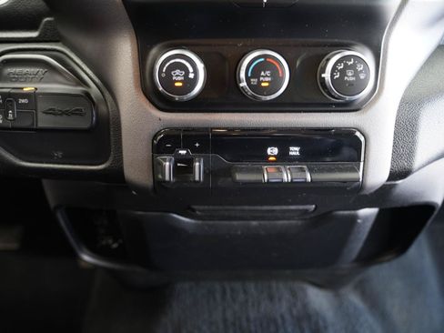 Used 2020 RAM 2500 Big Horn AWD/4WD image 19