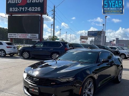 Used 2020 Chevrolet Camaro LT w/ RS Package RWD image 1