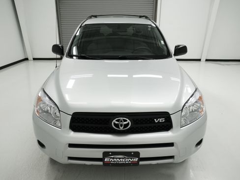 Used 2008 Toyota RAV4 2WD V6 image 2
