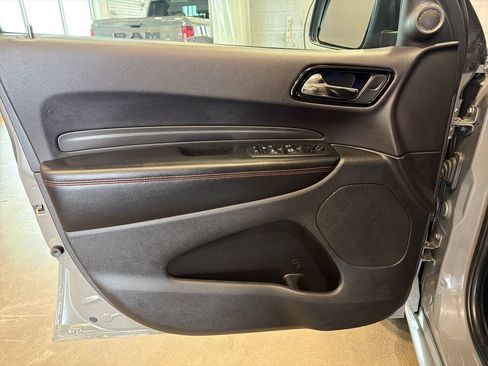 Used 2025 Dodge Durango GT AWD/4WD image 16