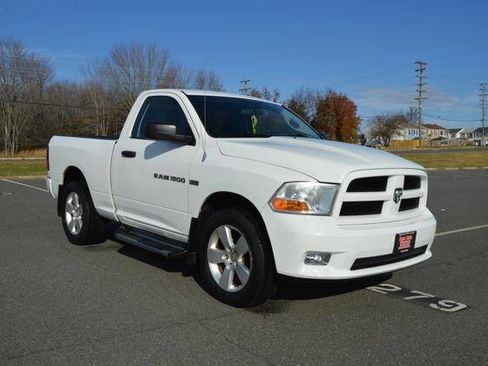 Used 2011 RAM 1500 Express image 4