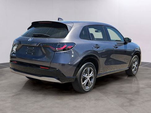 Certified 2024 Honda HR-V EX-L image 4