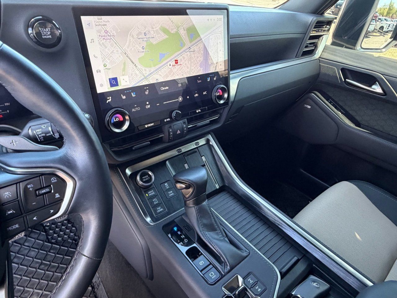 Used 2024 Lexus GX 550 AWD/4WD image 24