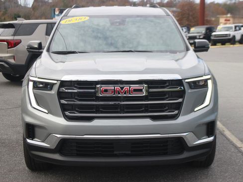 New 2025 GMC Acadia Elevation image 2