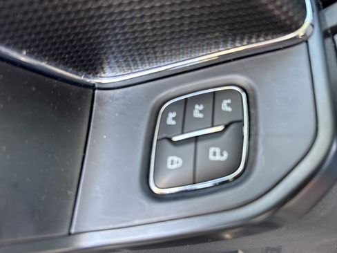 Used 2025 Ford F150 Raptor AWD/4WD image 16