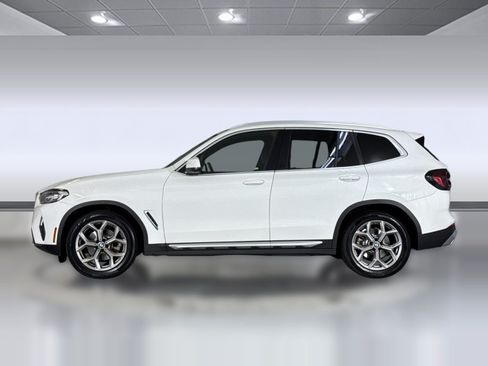 Used 2023 BMW X3 sDrive30i w/ Convenience Package RWD image 2