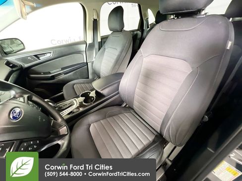 Used 2016 Ford Edge SE image 22