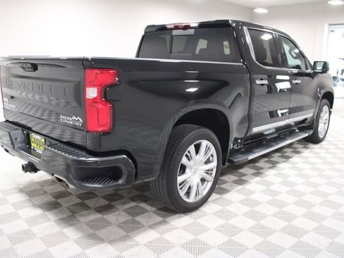 Used 2023 Chevrolet Silverado 1500 High Country w/ High Country Premium Package AWD/4WD image 12
