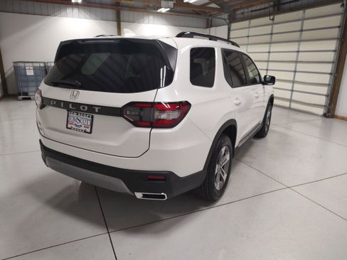 New 2026 Honda Pilot EX-L image 14
