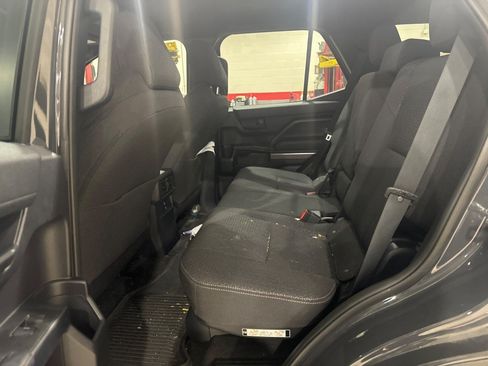 Used 2025 Toyota 4Runner SR5 AWD/4WD image 44