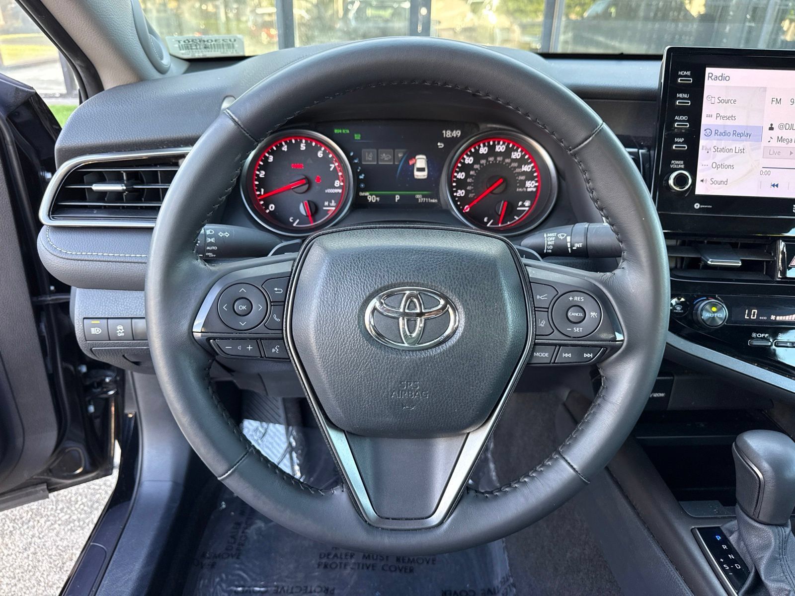 Used 2024 Toyota Camry XSE w/ Navigation Package FWD image 28