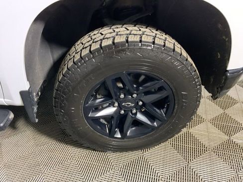 Used 2019 Chevrolet Silverado 1500 Custom Trail Boss w/ Custom Convenience Package image 42