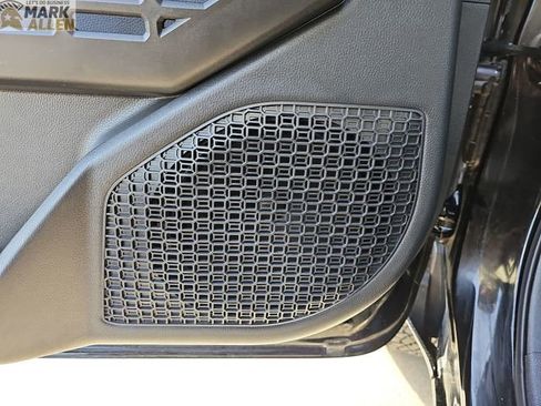 Used 2025 Toyota Tacoma TRD Off-Road image 23