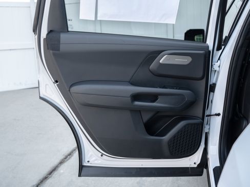 New 2027 Kia Telluride S image 46