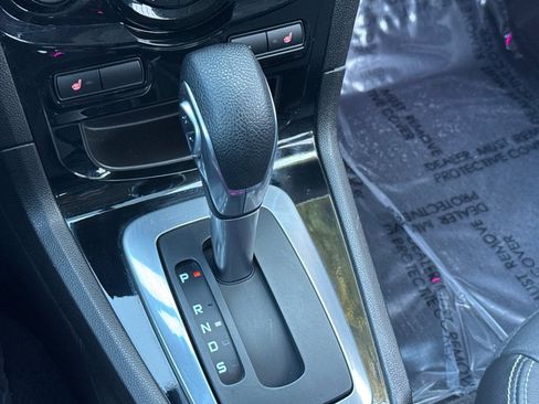 Used 2016 Ford Fiesta Titanium image 21