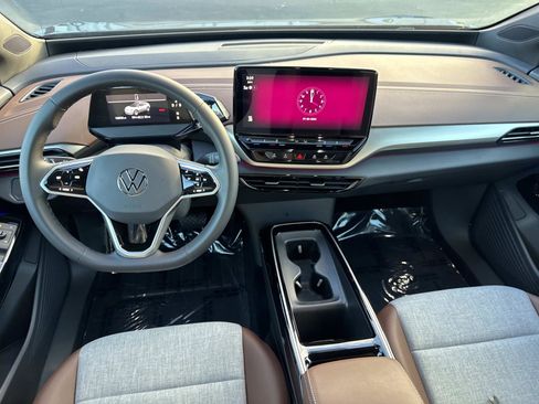Certified 2023 Volkswagen ID.4 Pro image 7