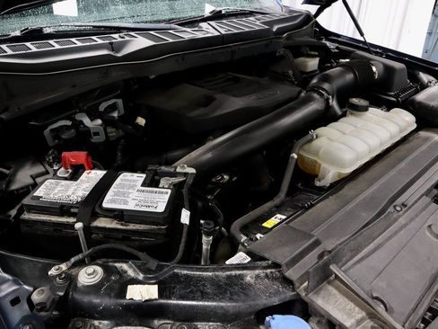 Certified 2022 Ford F150 XLT w/ Equipment Group 302A High image 16