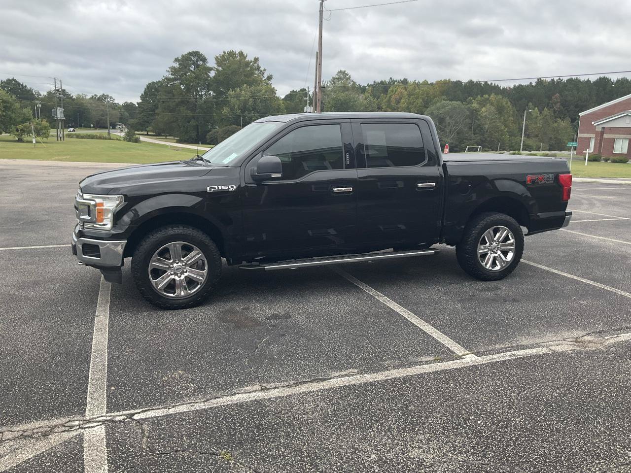 Used 2020 Ford F150 XLT w/ Equipment Group 302A Luxury AWD/4WD image 13