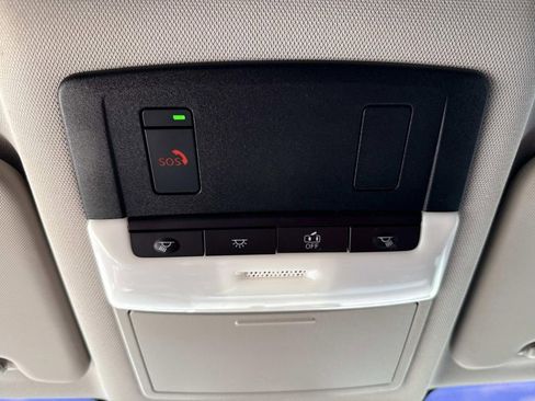 Used 2021 Nissan Rogue SV FWD image 44