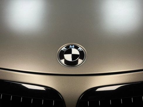 Used 2008 BMW 650i Coupe w/ Sport Pkg RWD image 10