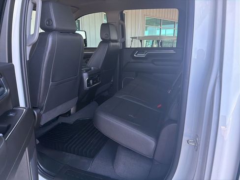 Used 2025 Chevrolet Silverado 2500 LTZ w/ LTZ Convenience Package image 3