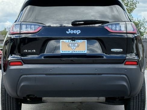 Used 2019 Jeep Cherokee Latitude Plus w/ Cold Weather Group image 4