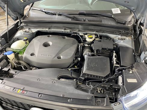 Used 2020 Volvo XC40 T5 R-Design image 30