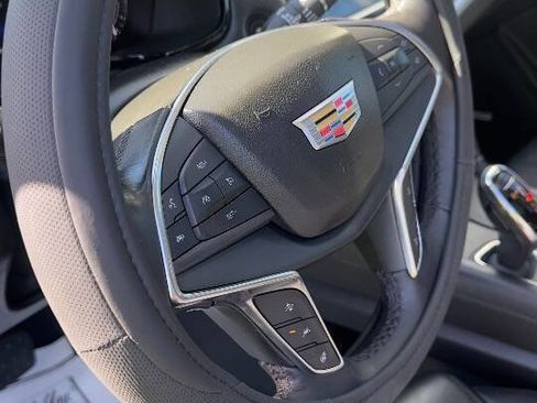 Used 2018 Cadillac XT5 Luxury w/ Driver Awareness Package image 20