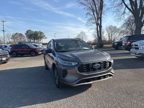 Used 2024 Ford Escape ST-Line w/ Tech Pack #1 image 9