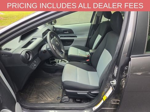 Used 2014 Toyota Prius C Three FWD image 6