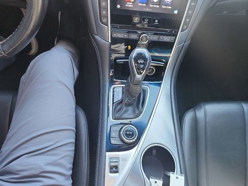 Used 2018 INFINITI Q60 3.0t Luxe image 21