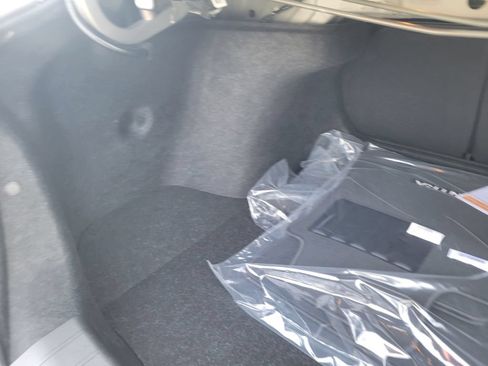 New 2026 Nissan Sentra SV w/ SV Convenience Package FWD image 31