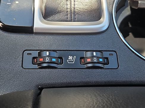 Used 2019 Toyota Highlander Limited Platinum AWD/4WD image 20