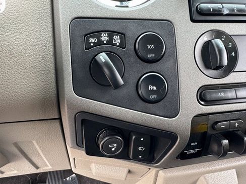 Used 2008 Ford F350 4x4 Crew Cab DRW Super Duty image 24