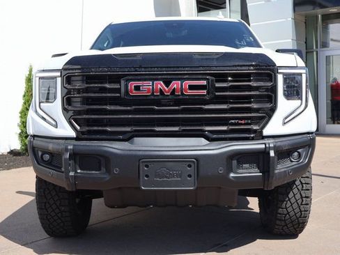 New 2026 GMC Sierra 1500 AT4X w/ AT4X AEV Edition AWD/4WD image 2
