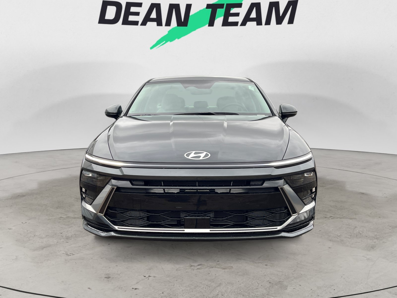 New 2026 Hyundai Sonata SEL FWD image 2