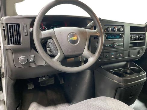 Used 2025 Chevrolet Express 2500 w/ Driver Convenience Package RWD image 17
