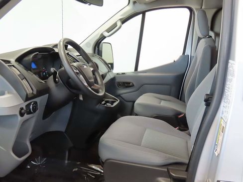 Used 2018 Ford Transit 150 XLT image 16