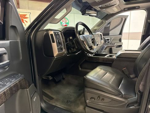 Used 2016 GMC Sierra 1500 Denali w/ Enhanced Driver Alert Package AWD/4WD image 25