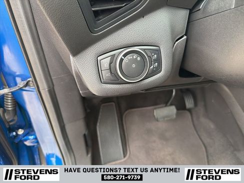 Used 2017 Ford Escape SE w/ Equipment Group 201A FWD image 25