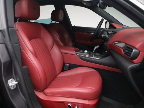 Certified 2023 Maserati Levante Modena AWD/4WD image 18