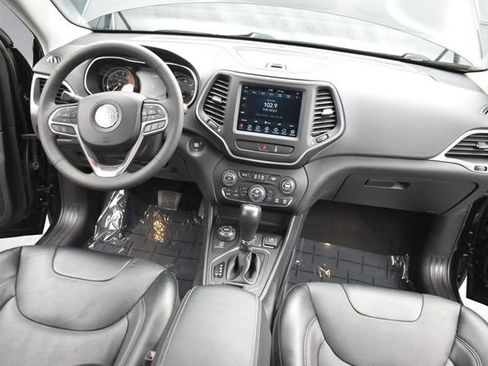 Used 2022 Jeep Cherokee Latitude Lux w/ Sun & Sound Group AWD/4WD image 10