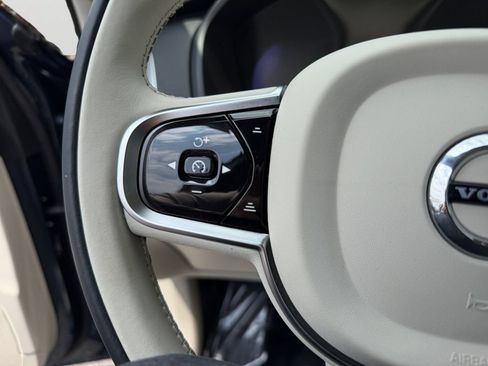 Certified 2024 Volvo XC90 B6 Plus AWD/4WD image 20