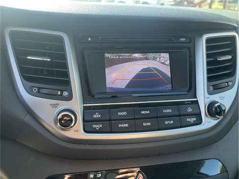 Used 2016 Hyundai Tucson SE FWD image 18