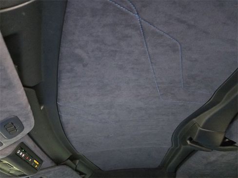 Used 2023 Chevrolet Corvette Stingray Premium Cpe w/ Z51 Performance Package image 23