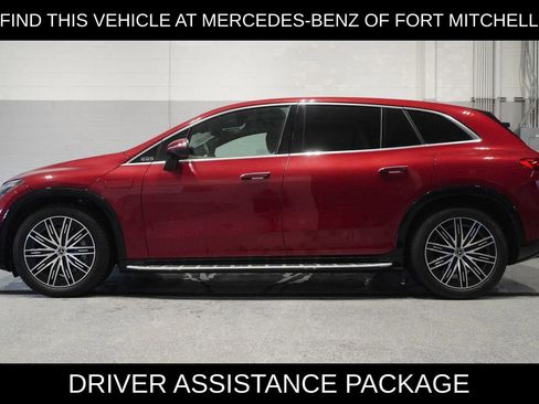 Used 2026 Mercedes-Benz EQS 550 4MATIC SUV image 3