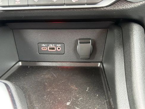 Used 2021 Nissan Sentra SV FWD image 19